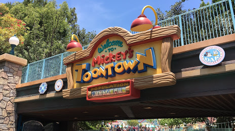 Mickey's Toontown Rentals