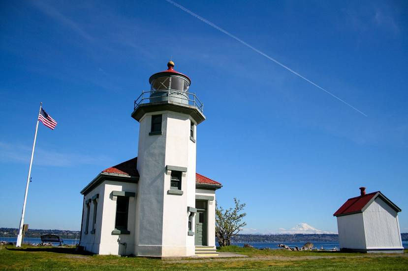 Point Robinson Lighthouse Rentals
