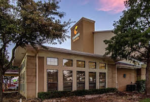 Aluguel de Comfort Suites Nw Dallas Near Love Field