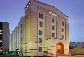 Holiday Inn Express San Antonio N-Riverwalk Area Rentals