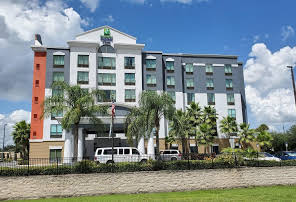 Holiday Inn Express & Suites Orlando - International Drive Alquileres Holiday Inn Express & Suites Orlando - International Drive Alquileres