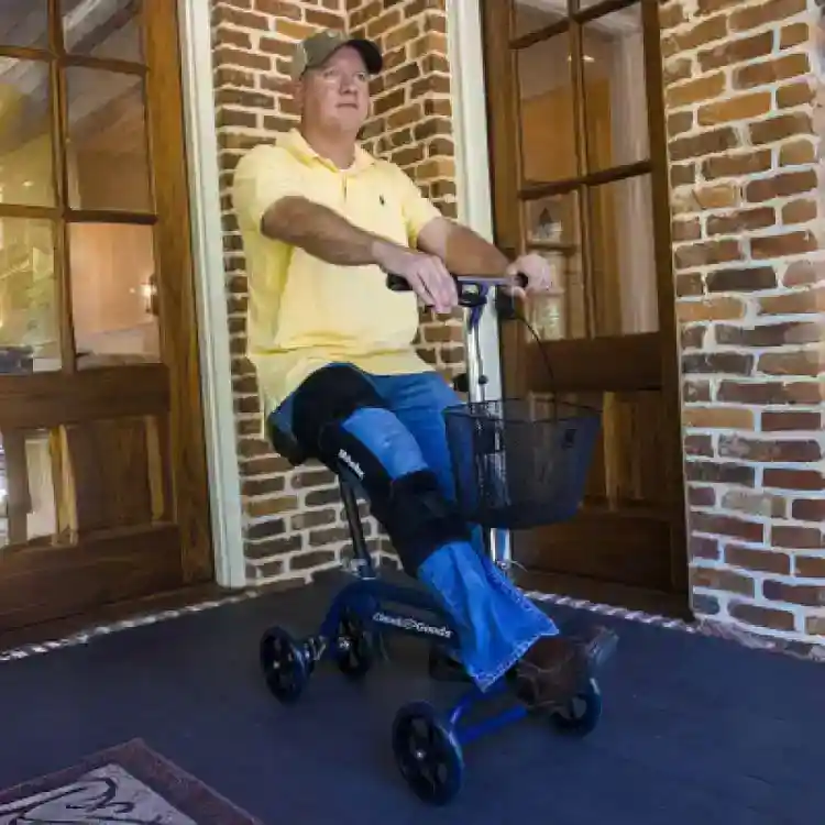 Seated Manual Scooter rental 