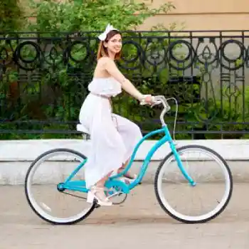Women's Cruiser Bike rental New Haven