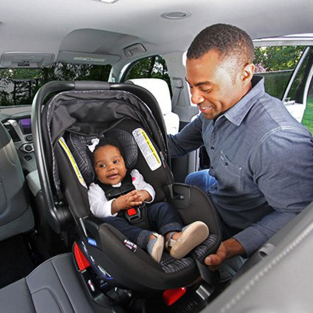 Rear-facing infant car seat rental in Warren - Cloud of Goods