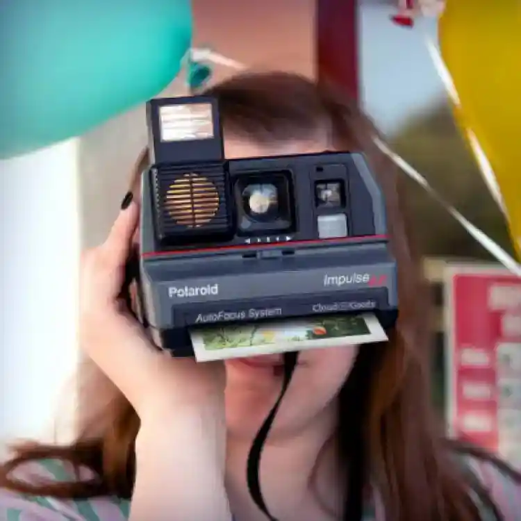 Polaroid Camera rental 