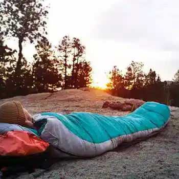 3 season sleeping bag 20f/-7c rental Berkeley
